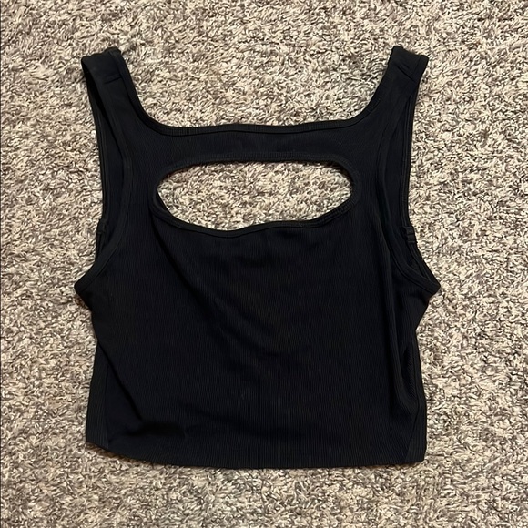 lululemon athletica Black Cutout Tank Top - Picture 1 of 2